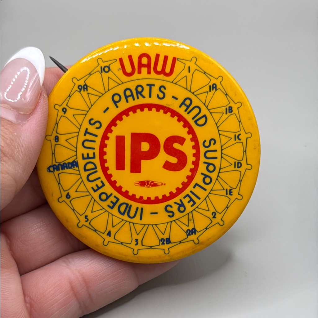 Vintage Uaw Ips Button Independent Parts And Supply